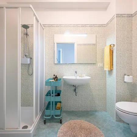 Sea View - 2 Bedrooms San Vincenzo