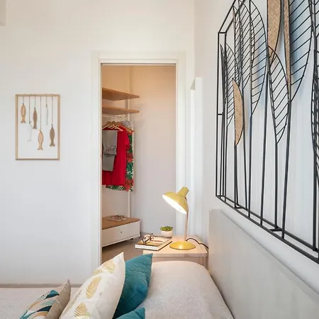 Sea View - 2 Bedrooms San Vincenzo