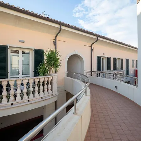 Sea View - 2 Bedrooms Apartamento San Vincenzo